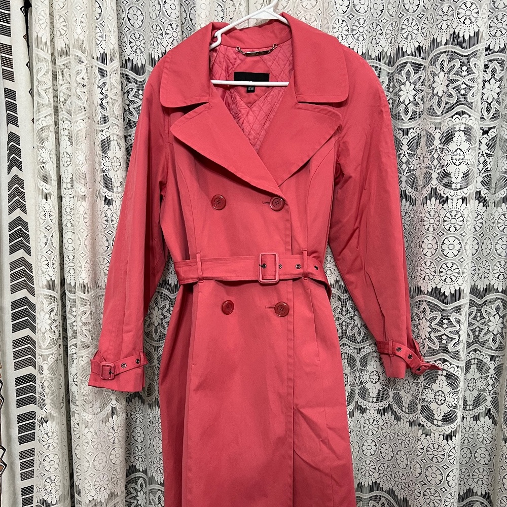 Gorgeous Jones New York Pink Trenchcoat
